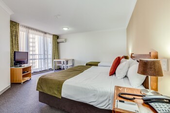 Hotel King Room