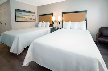 Deluxe Studio, Multiple Beds, Non Smoking
