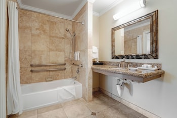 Standard Room, 1 King Bed, Accessible