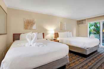 Standard Room, 2 Queen Beds, Lanai