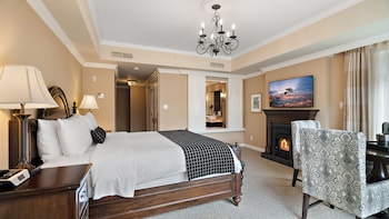 Boutique Suite, Residential View, King