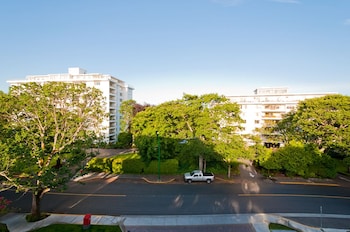 One Bedroom Suite, Residential View, King