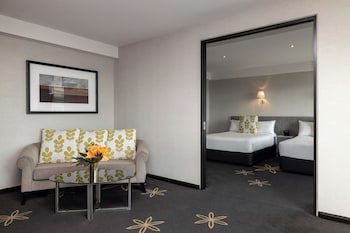 Premium Twin Suite