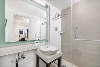 Executive Room, 1 Queen Bed