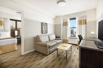 Queen Suite