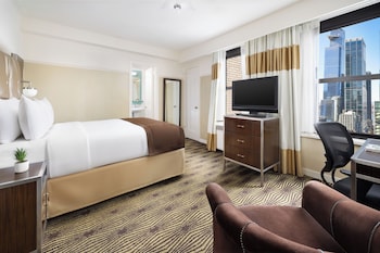 Metro View Room, 1 Queen Bed