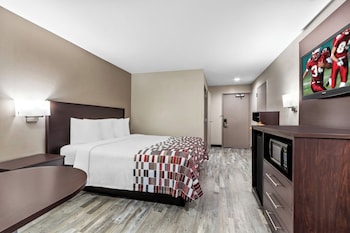 Superior Room, 1 King Bed, Accessible (Smoke Free)