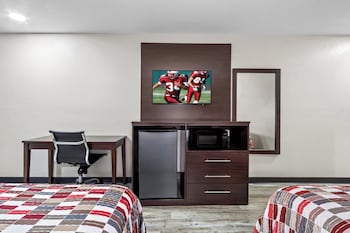 Deluxe Room, 2 Double Beds (Smoke Free)