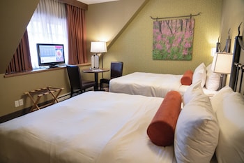 Standard Room, 2 Queen Beds, Mobility Accessible