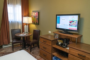 Standard Room, 1 King Bed