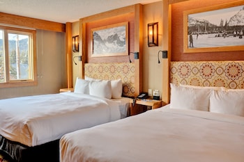 Superior Room 2 Queens