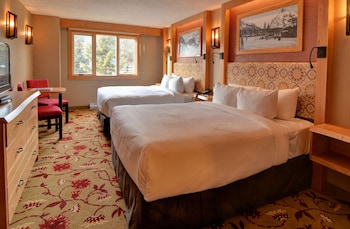 Superior Room 2 Queens