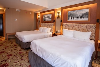 Superior Room, 2 Queen Beds, Balcony