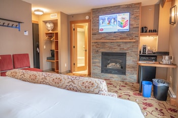 Mountain View King Suite