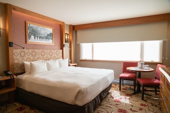 Superior Room 1 King