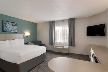 Room, 1 Queen Bed, Accessible, Non Smoking (Accessible Tub)