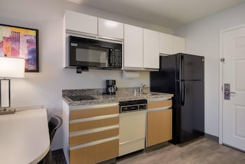 Suite, 2 Double Beds, Non Smoking