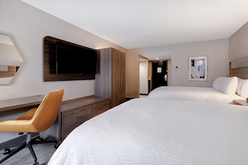 Standard Room, 2 Queen Beds, Accessible (Communication)
