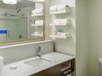 Suite, 1 King Bed with Sofa bed, Kitchen