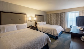 Room, 2 Queen Beds, Refrigerator