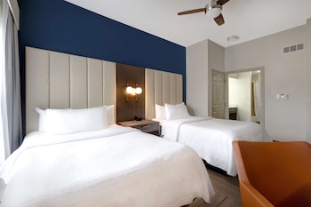 Suite, 2 Double Beds, Accessible, Bathtub