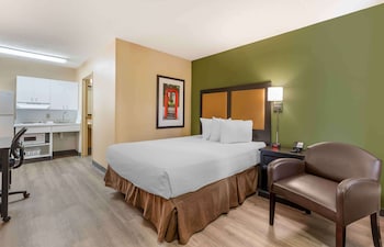 Studio, 1 Queen Bed, Accessible, Non Smoking