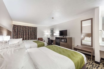 Standard Room, 2 Queen Beds, Non Smoking
