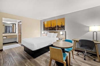 Standard Room, 1 Queen Bed, Non Smoking