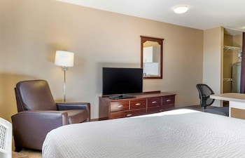 Studio, 1 Queen Bed, Non Smoking