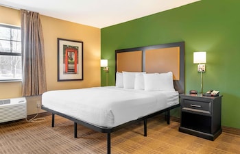 Studio, 1 King Bed, Non Smoking