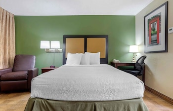 Studio, 1 Queen Bed, Non Smoking