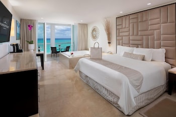 Superior Honeymoon Suite - King Size Bed