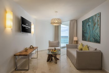 Superior Governor Suite Ocean View - King Size Bed