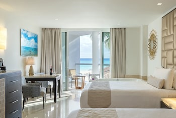 Superior Deluxe Partial Ocean View - Booking 4 nights, Get 2 nights at Punta Cana