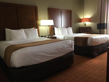Standard Room, 2 Queen Beds, Non Smoking