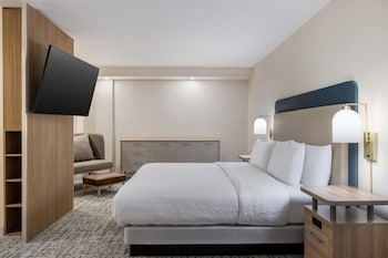 Studio, 1 King Bed, Accessible, Bathtub