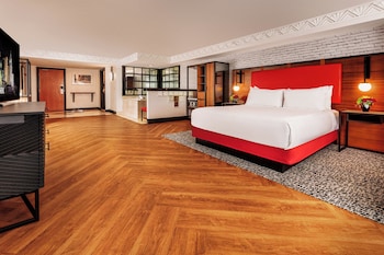 Marquis Suite