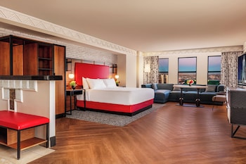 Marquis Suite