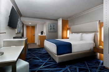 Newly Renovated Vegas Tower