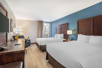 Standard Room, 2 Queen Beds, Non Smoking