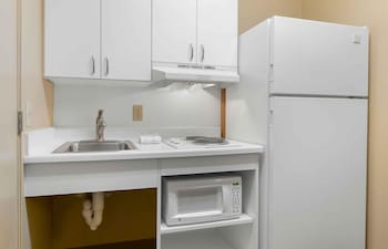 Studio, 1 Queen Bed, Accessible, Non Smoking