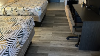 2 Queen Beds | Non-Smoking, Micfridge