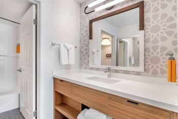 Room, 1 Queen Bed with Sofa bed, Accessible (Hearing)