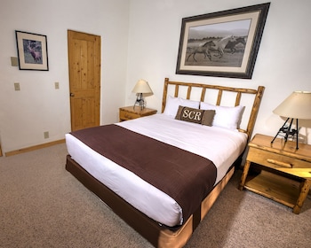 Suite, 2 Bedrooms, Mountain View