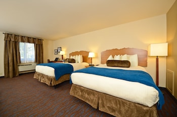 Room, 2 Queen Beds, Courtyard Area