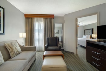Suite, 2 Double Beds, Accessible, Bathtub