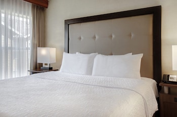 Suite, 1 King Bed