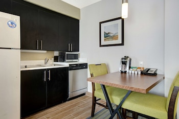 Suite, 2 Double Beds, Accessible, Bathtub