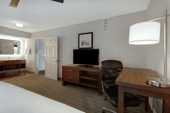 Two-bedroom suite