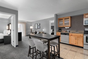 Suite, 2 Bedrooms